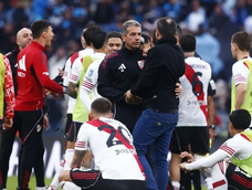 El Chacho Coudet explotó contra Yael Falcón Pérez luego de la derrota de River en la final del Apertura. El Chacho Coudet explotó contra Yael Falcón Pérez luego de la derrota de River en la final del Apertura.