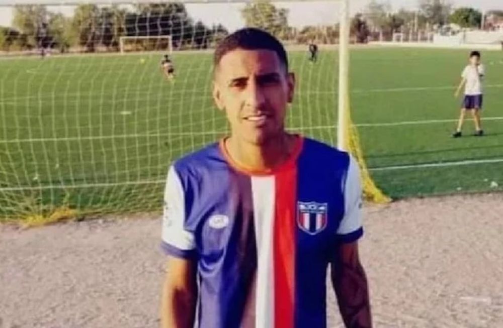 Daniel Garro se desvaneció por la agresión y tuvo que ser trasladado al hospital.