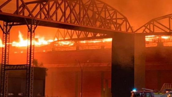 Impresionante incendio en el autódromo de Termas