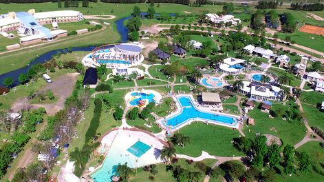 El paraíso de los jubilados para febrero: descanso termal y clima agradable lejos del ruido