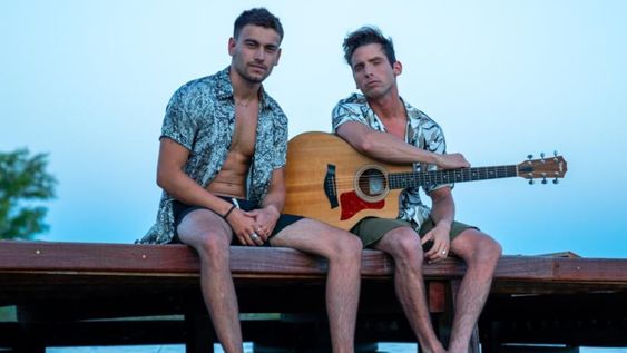 El dúo pop está en Mendoza para dar su próximo show, pero mientras tanto muestran algunos detalles del detrás de escena de su viaje en las redes sociales.