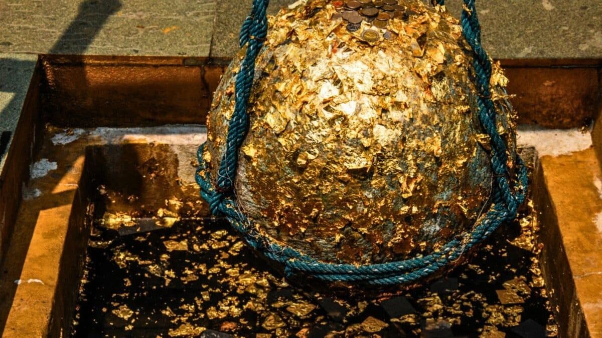 Obreros que estaban construyendo una autopista desenterraron cientos de tesoros de oro que habían permanecido ocultos durante siglos