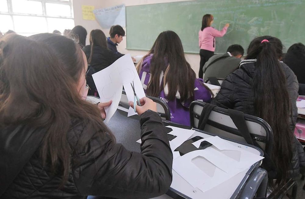 Alumnos de la escuela Adolfo Perez Esquivel de Ciudad - Foto: José Gutiérrez / Los Andes