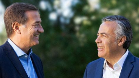 El gobernador Rodolfo Suárez anunció que Alfredo Cornejo será candidato a Gobernador.
