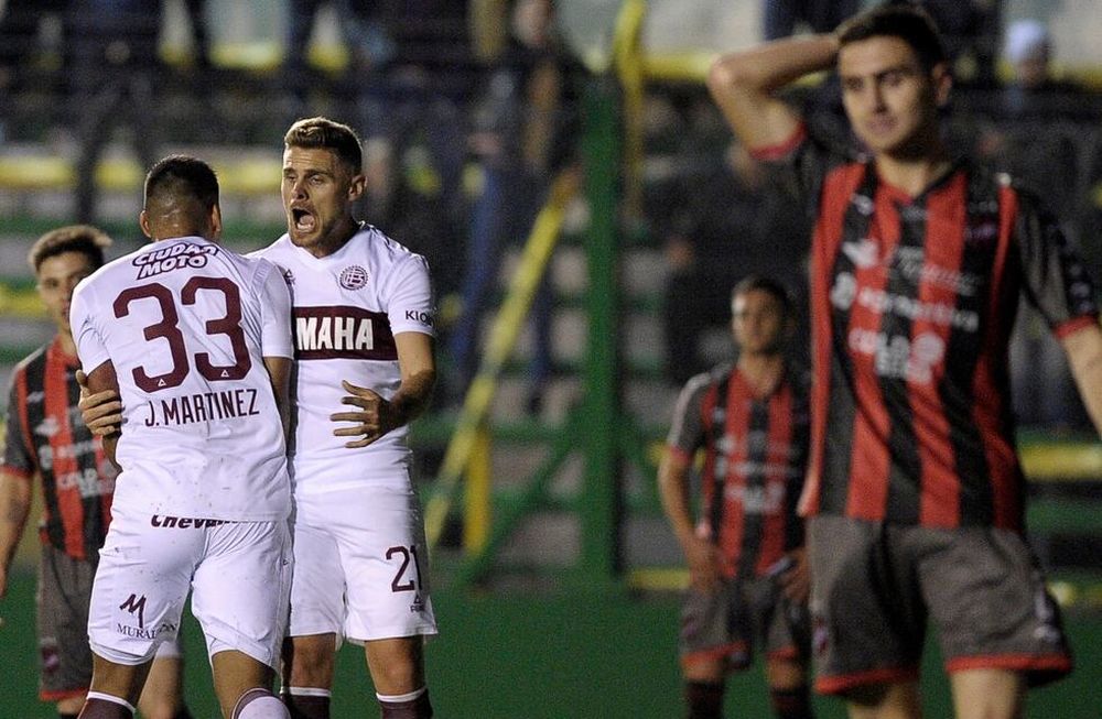 Copa Argentina: Lanús, en la despedida de Andrada, superó con lo justo a Douglas Haig