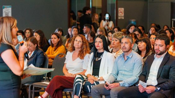 reflexion y propuestas en el foro de salud mental 2025 en maipu