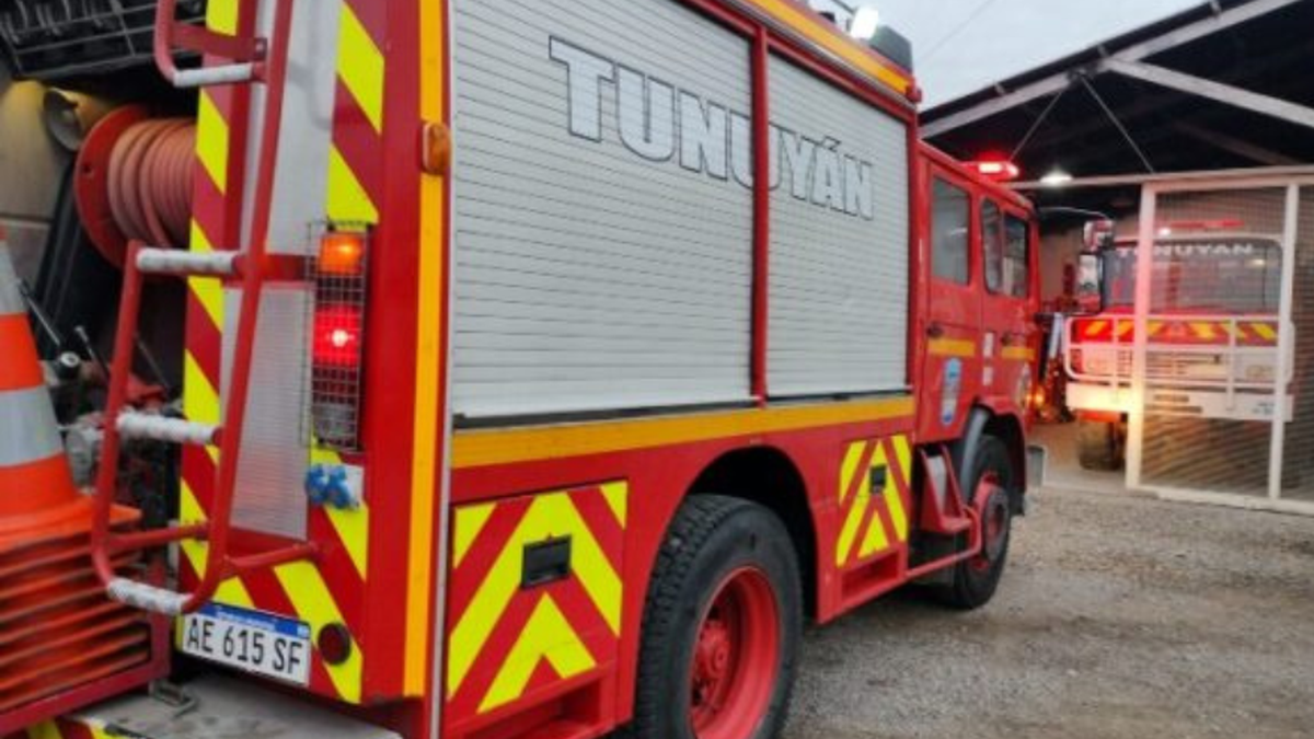 Una joven sufrió graves quemaduras tras explotar una garrafa en un local en Tunuyán