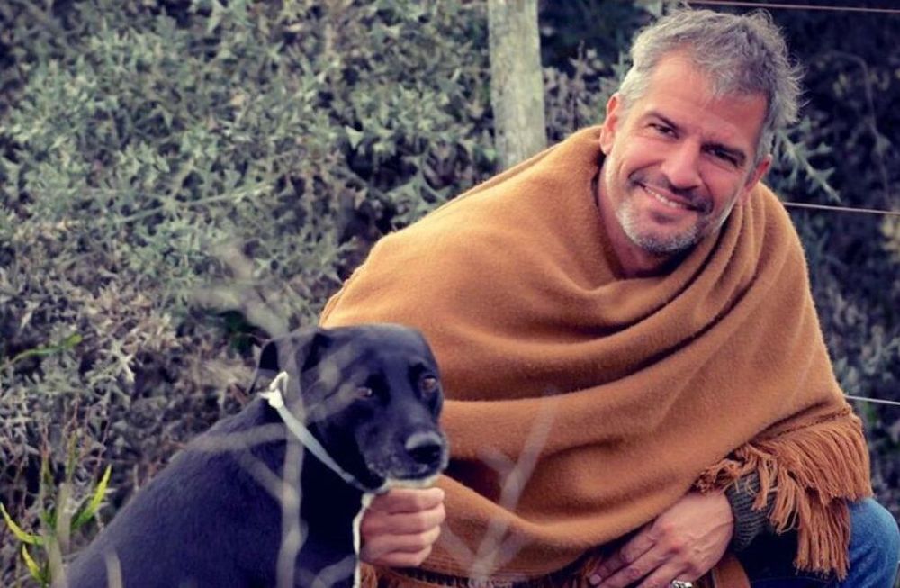 Patricio Giménez criticó al Gobierno al no poder sacar del país a su mamá que tiene cáncer