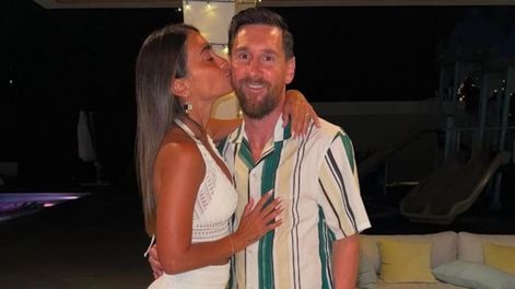 Los Andes | Así recibió Lionel Messi el 2025, junto a su pareja Antonela Roccuzzo