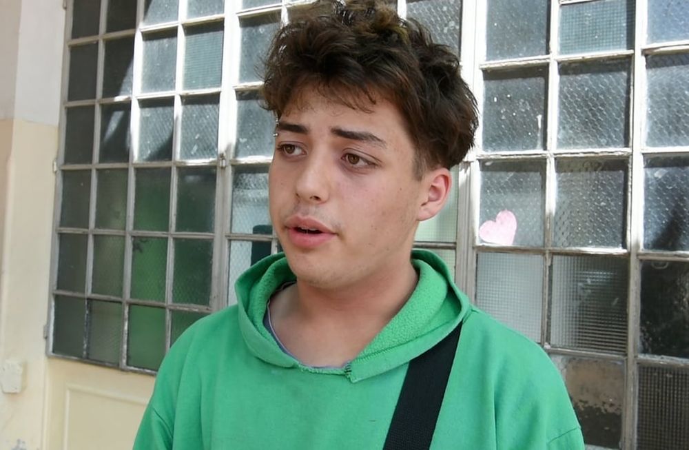 22 de octubre de 2023 Elecciones presidenciales 2023. Joaquín Conde Corti de 15 años fue fiscal de mesa. Se realizaron las elecciones generales a presidente 2023 en todo el país. Foto: Marcelo Rolland / Los Andes