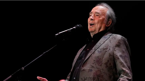 Bomba: Joan Manuel Serrat viene a Mendoza tras la Vendimia y recibirá un doctorado Honoris Causa de la UNCuyo