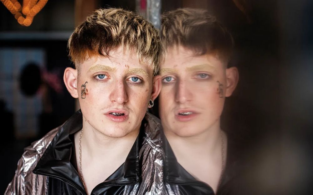 Dillom: El enfant terrible que reordenó el tablero en la escena urbana  argentina