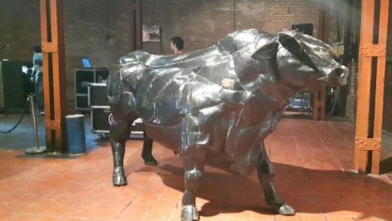 El toro de Giol coronará la puesta en valor de la plaza departamental de Maipú