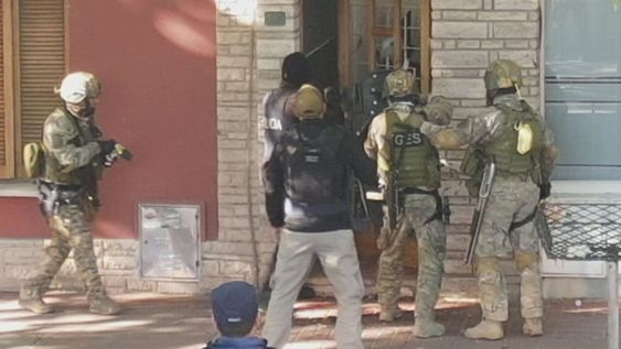 &nbsp;Fuerza de Operaciones Especiales (FOE)&nbsp; actuaron ante el hombre que se atrincheró en una vivienda de San Rafael. Gentileza Ministerio de Seguridad y Justicia.&nbsp;