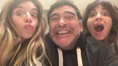 Hoy daban testimonio las hijas Dalma y Gianinna, pero cambiaron la agenda a último momento.