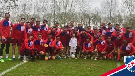 La futbolista de 7 años de Nacional cumplió un sueño y hasta Luis Suárez la saludó