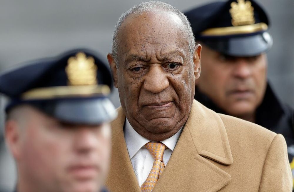 Una exsupermodelo denunció que el actor Bill Cosby la violó tras darle una pastilla azul