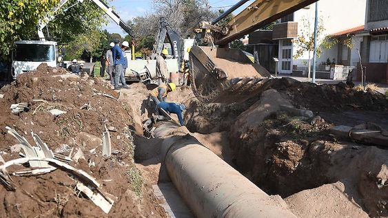En la provincia hay 4.500 kilómetros de cañerías de agua potable, de los cuales 800 necesitan una renovación urgente. / Foto: José Gutiérrez
