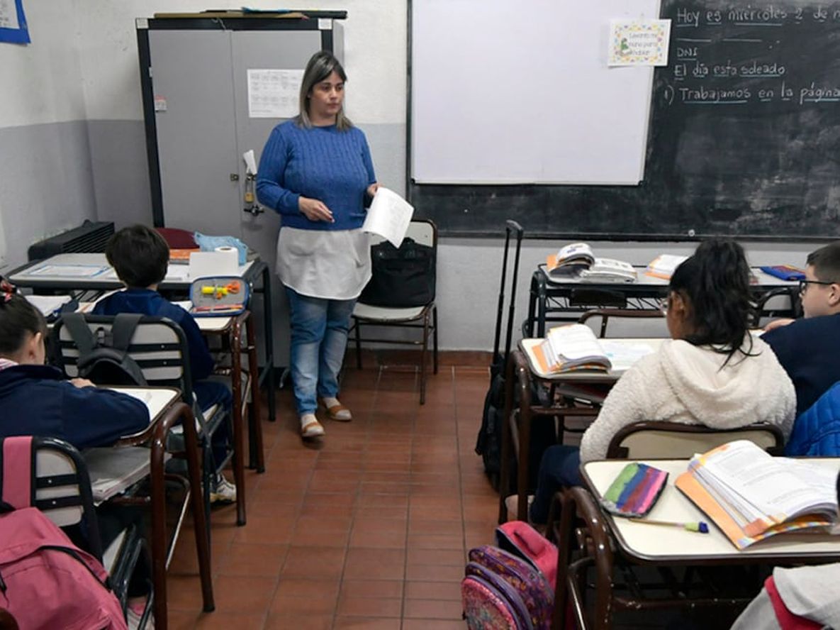 En 2023, 1 de cada 10 alumnos de séptimo grado terminó con promedio 10 en Mendoza. Es la nota que se utiliza para ingresar al secundario y corresponde a lo obtenido en 6° grado. Foto: Orlando Pelichotti