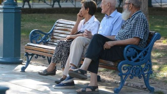 Las actualizaciones de los haberes para jubilados, pensionados y beneficiarios de asignaciones sociales será trimestral, pero no estarán vinculadas a la inflación. Foto: Archivo Los Andes.
