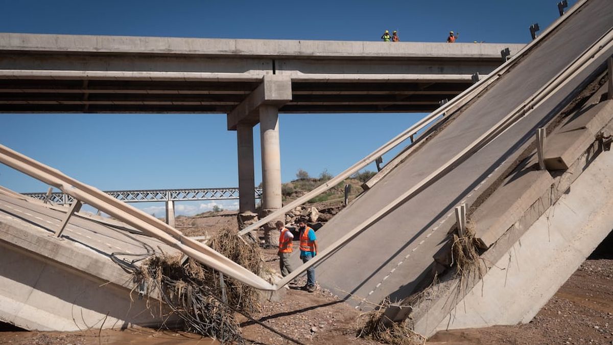 En la zona cercana donde se cayó el puente de la Ruta 40, hace un año ...