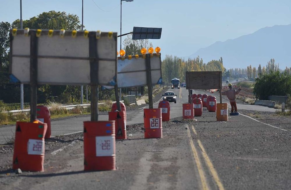 Estado de obras paralizadas de la Variante de Palmira que finliza en el Acceso sur y conecta con la ruta internacional 7 Foto: Archivo / Los Andes