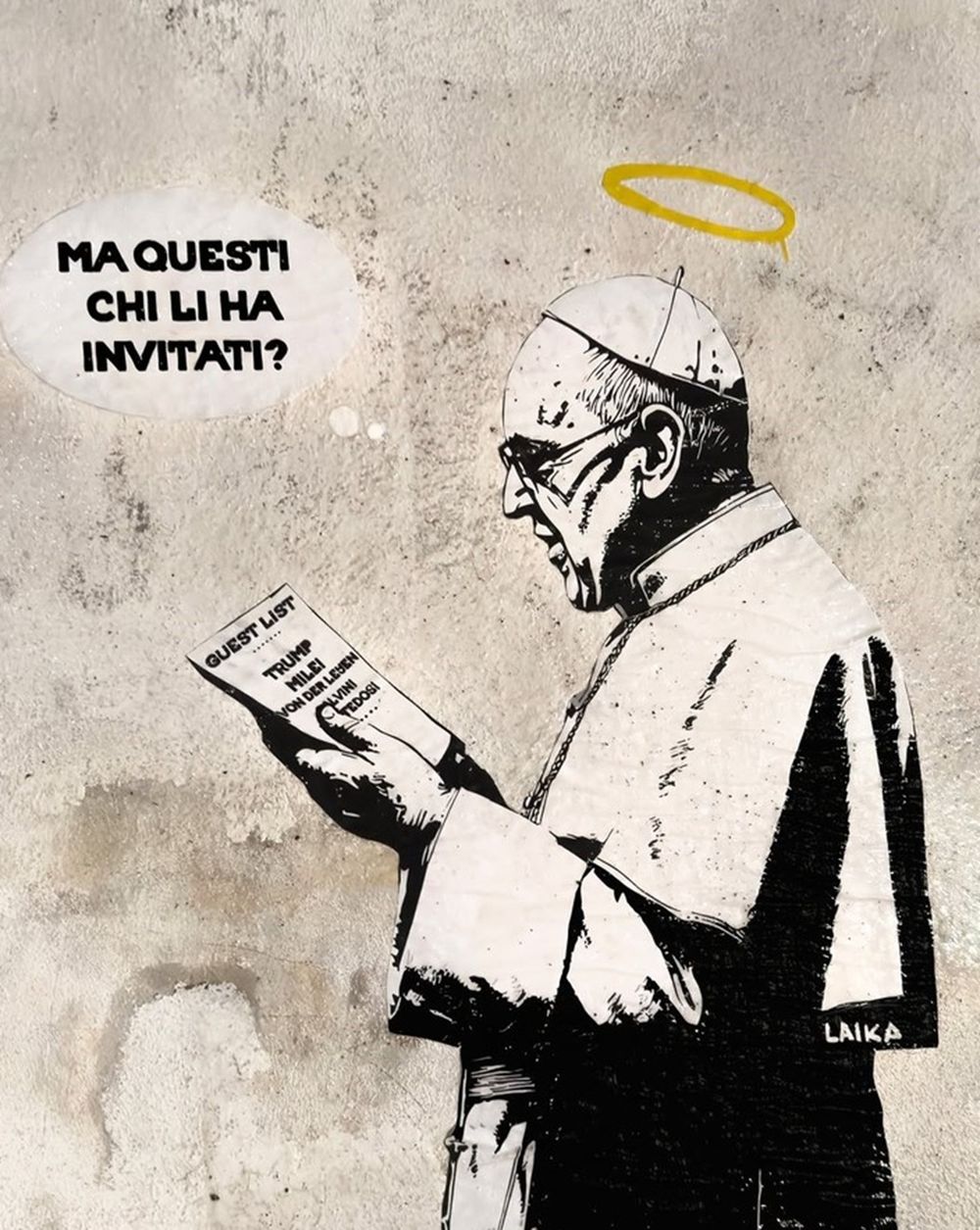 A metros del Vaticano, la artista callejera italiana Laika dejó su marca con un polémico graffiti que critica la presencia de líderes políticos de derecha en el funeral del Papa Francisco. 