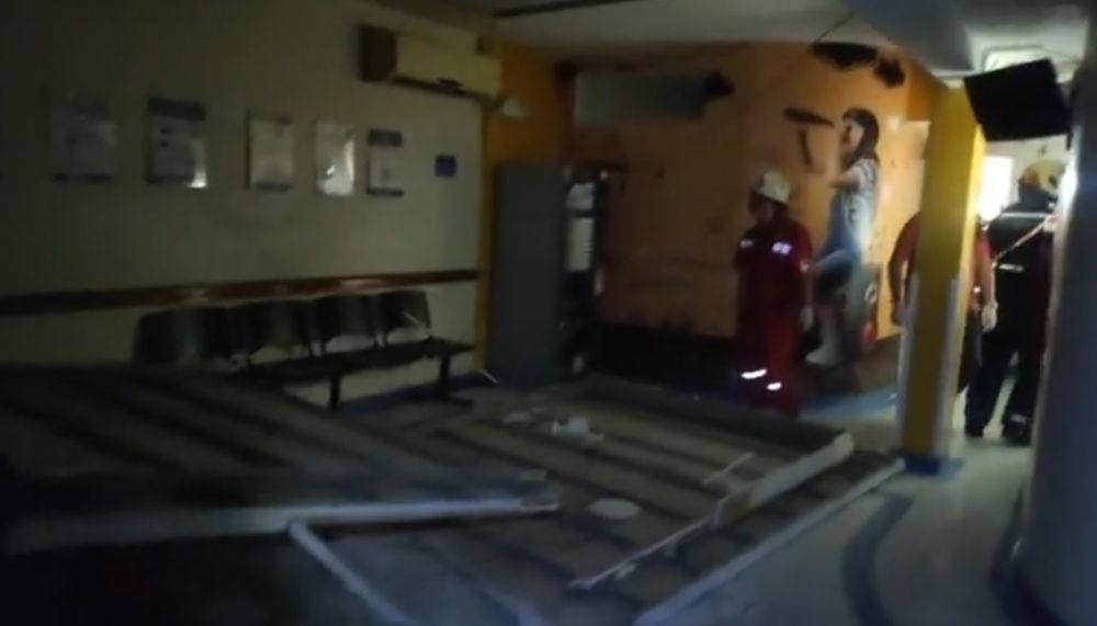 Un centro médico perteneciente a la Obra Social de los Empleados de Comercio y Actividades Civiles (OSECAC) se derrumbó este martes en el barrio porteño de Palermo