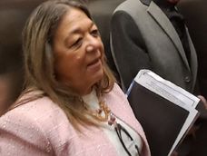 La escribana Adriana Mónica Nechevenko