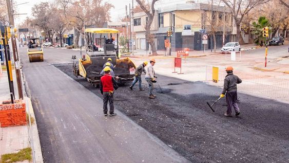 Informe de tránsito: siguen las obras en importantes en calles de la Ciudad