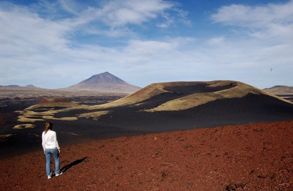 La Reserva Natural de La Payunia es un gran territorio colmado de silenciosos volcanes que dejaron maravillosas geoformas. Foto gentileza Turismo Municipalidad de Malargüe