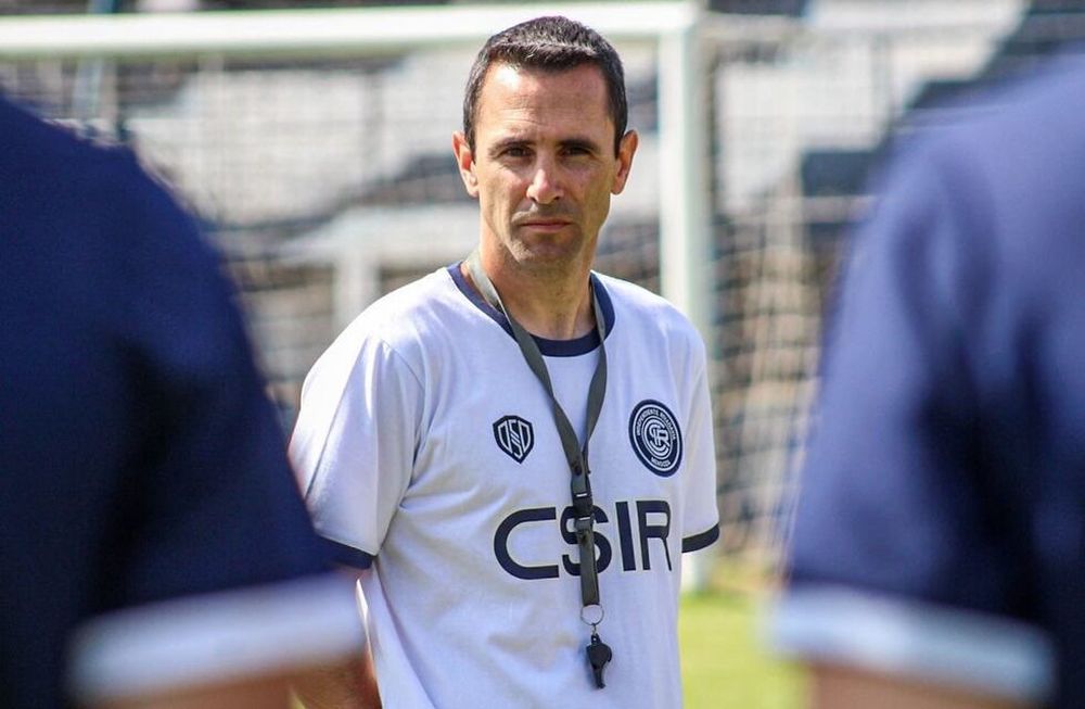 Ever Demaldé, director técnico de Independiente Rivadavia, hace su debut en la categoría. Ha generado muchas expectativas en el Parque. / CSIR