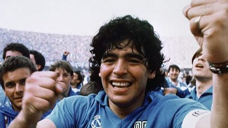 A 33 años del día en que Maradona se convirtió en héroe en Nápoli, tras ganar el scudetto