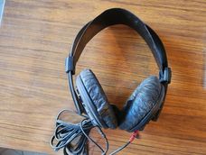 reciclaje: guarda los auriculares viejos y transformalos en un maravilloso adorno para tu hogar reciclaje: guarda los auriculares viejos y transformalos en un maravilloso adorno para tu hogar