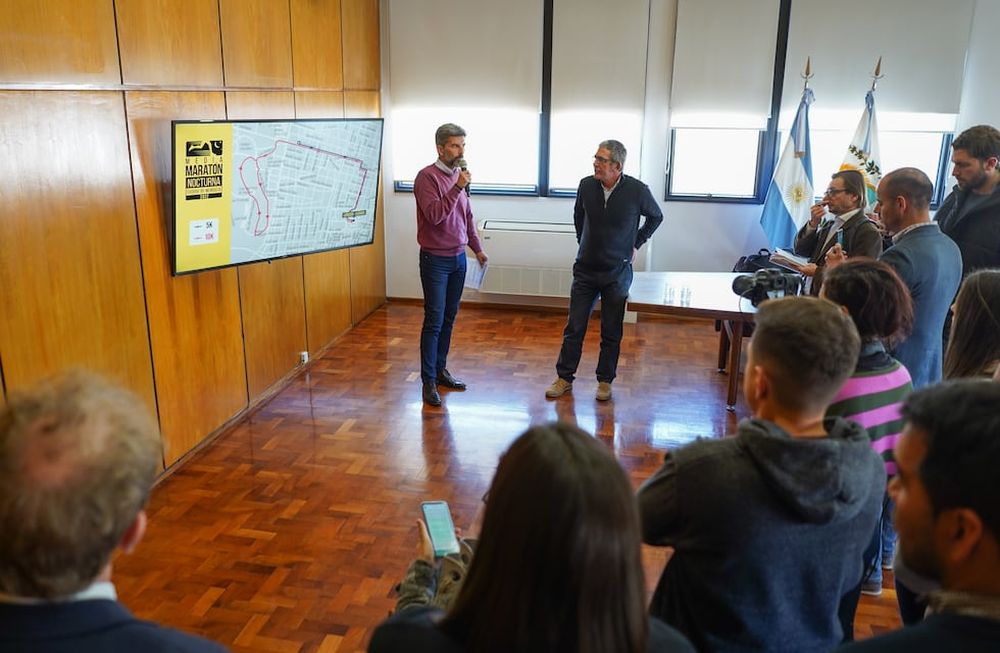 El intendente anunció la segunda edición de la Maratón Nocturna Ciudad de Mendoza