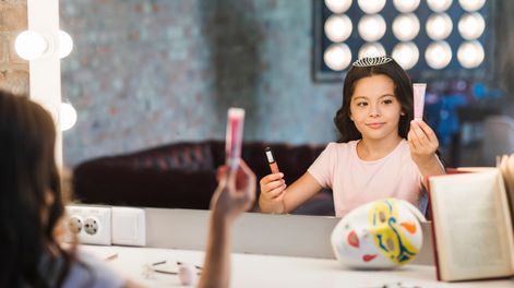 Sephora Kids: El fenómeno que atrae a la niñez a los productos de belleza que genera la industria.