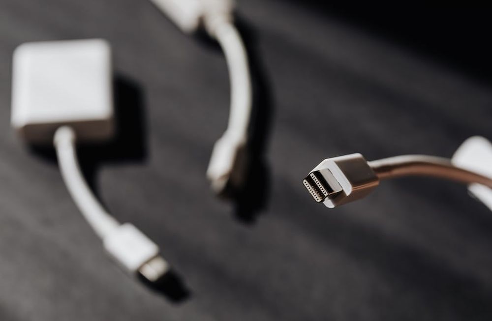 Cómo arreglar el cable del cargador de tu teléfono.