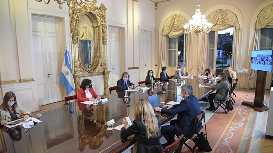 Según funcionarios y el comité de infectólogos y epidemiólogos, las próximas 72 horas serán determinantes. / Gentileza: Telam