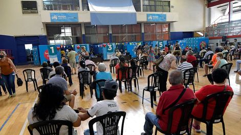 Los Andes | Se esperan que se marquen nuevos récords de casos diarios en las próximas jornadas. Foto: Orlando Pelichotti / Los Andes.