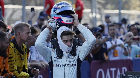 El piloto argentino Franco Colapinto, de Williams Racing, reacciona tras el Gran Premio de Fórmula Uno de Azerbaiyán de 2024, en el circuito de la ciudad de Bakú, Azerbaiyán, el 15 de septiembre de 2024. (Fórmula Uno, Azerbaiyán) EFE/EPA/YURI KOCHETKOV