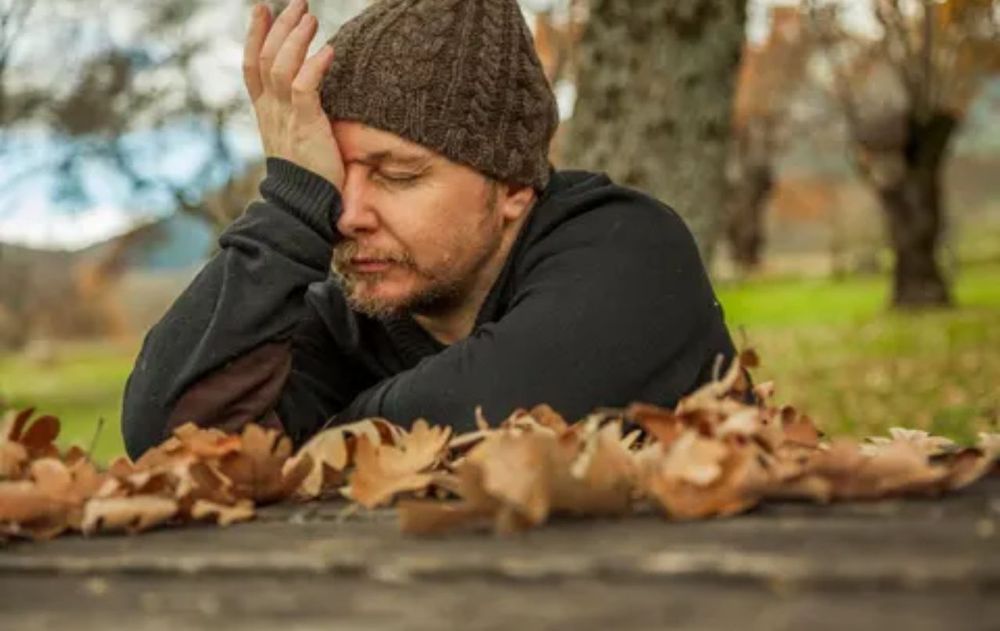 La llegada del oto&ntilde;o no solo modifica la temperatura: impacta de forma directa en el cansancio, los h&aacute;bitos y el estado de &aacute;nimo