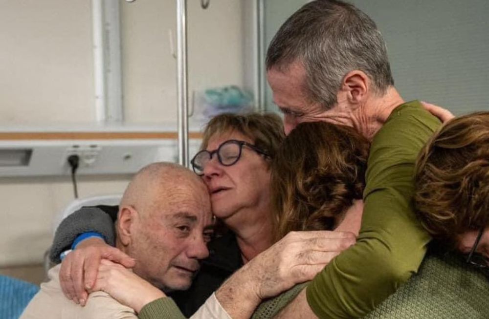 El reencuentro de Louis Har y Fernando Marman con sus familiares.