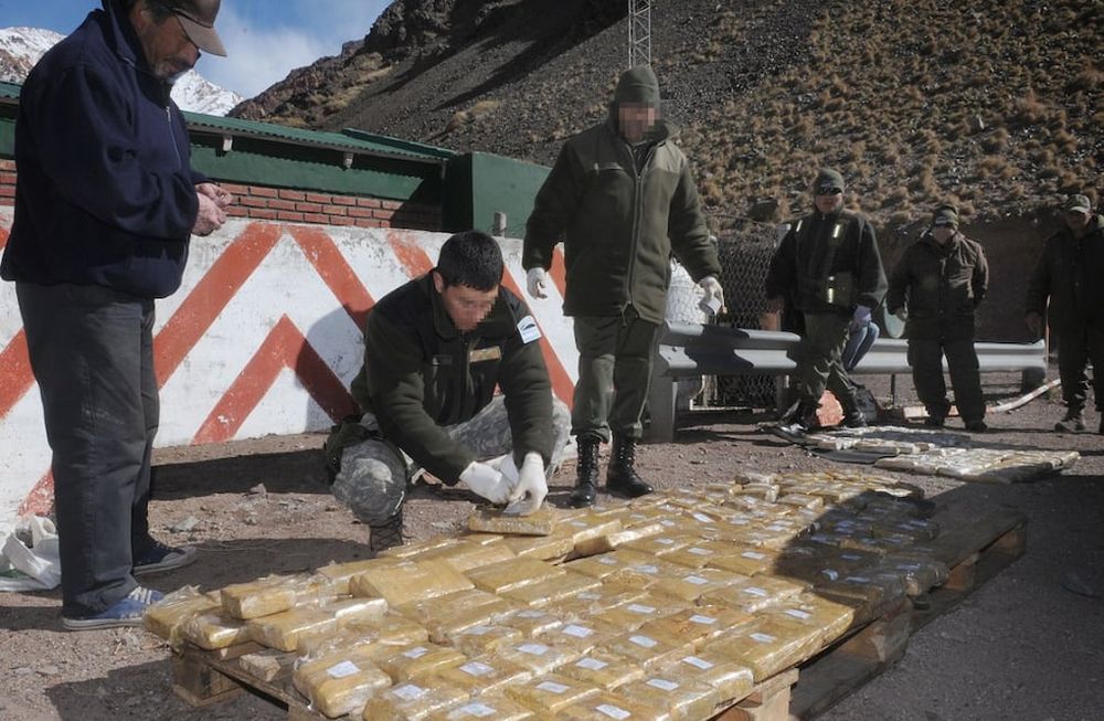 La banda condenada intentó ingresar 300 kilos de marihuana a Mendoza. Imagen ilustrativa / José Gutiérrez - Los Andes