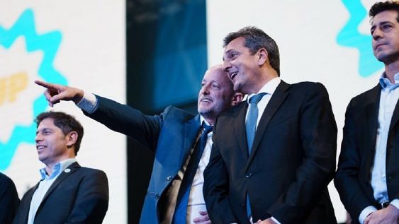 Sergio Massa, candidato presidencial de Unión por la Patria, junto al ahora exjefe de Gabinete de Axel Kicillof, Martín Insaurralde (Foto gentileza)