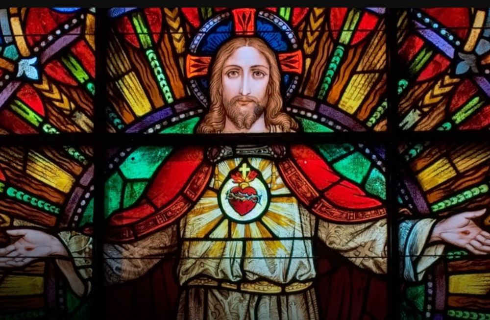 Los Mandamientos se deben observar, pero no nos dan la justicia; está la gratuidad de Jesucristo, el encuentro con Jesucristo que nos justifica gratuitamente. El mérito de la fe es recibir a Jesús, señaló el Papa Francisco.