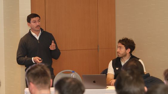Joaquín Andreu expuso en el eje Logística e Industria 4.0 sobre la aplicación práctica de inteligencia artificial en la operación logística.