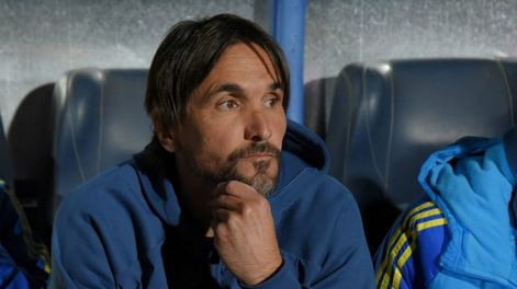Diego Martínez quedó al borde del nocaut tras la derrota con River por 1-0 en La Bombonera. / Gentileza.