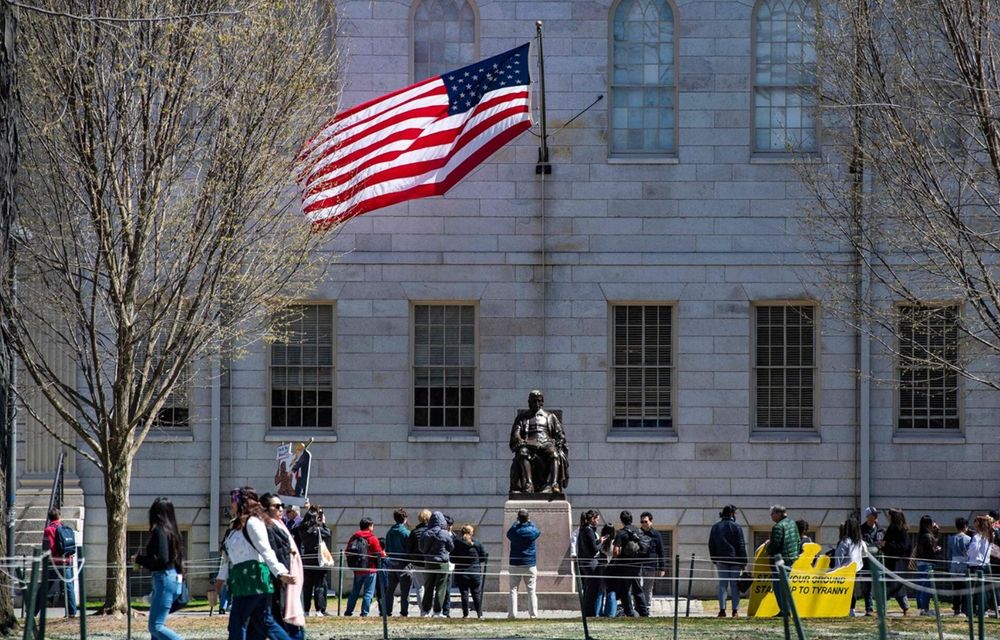 La Justicia bloqueó temporalmente el veto de Trump a estudiantes extranjeros en Harvard