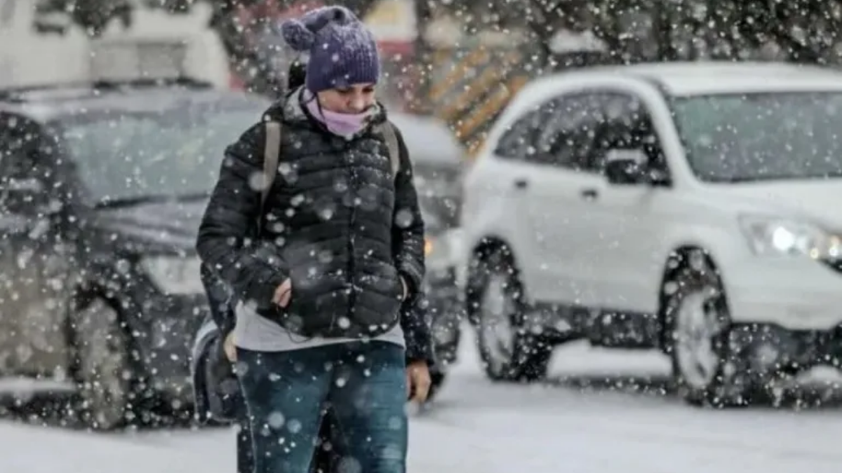Alerta por un frente frío: prevén nevadas de hasta 25 cm y un sorpresivo regreso del invierno