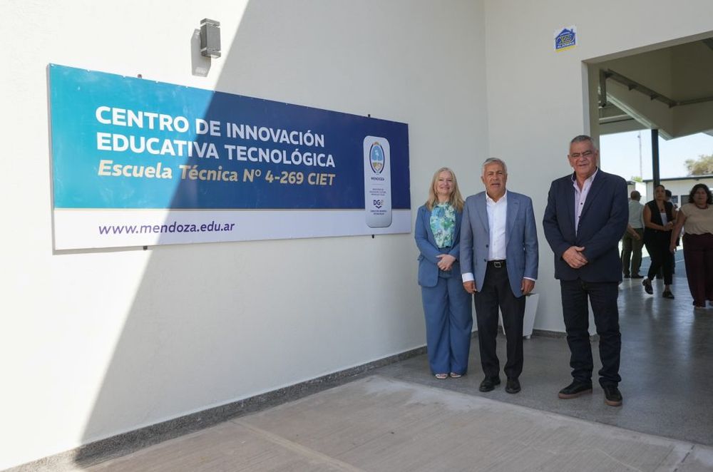 Comienzo de clases: Cornejo destacó el contexto educativo en Mendoza en un país que hace una década no crece